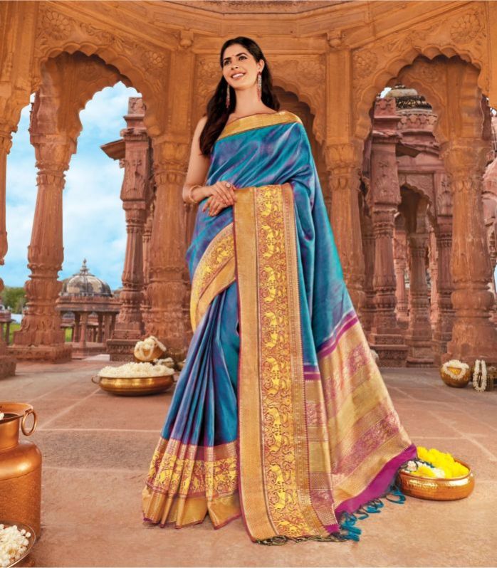 Cyan Handloom Silk Saree With Chevron Motifs