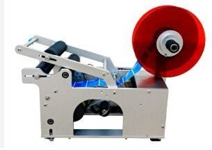 Semi Auto Round Bottle Labeling Machine