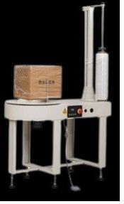 Semi-automatic Stretch Film Wrapping Machine With Pneumatic Pressholder