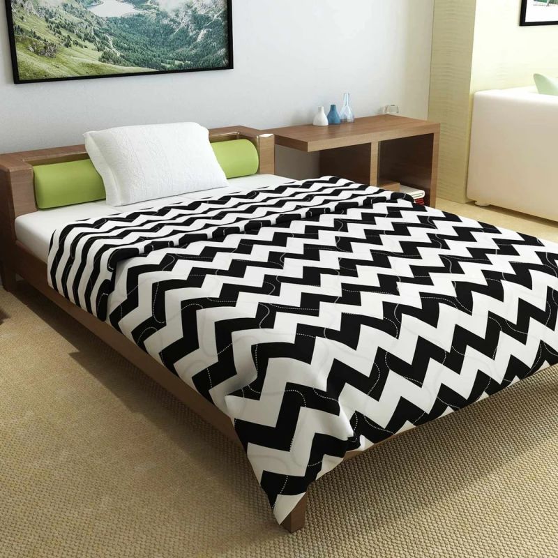 Abstract Chevron Cambric Single Bed AC Quilt Comforter