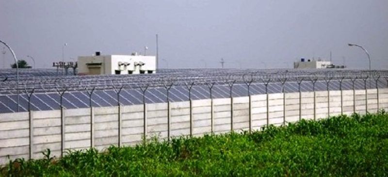 Concrete RCC Precast Compound Wall With Concertina Wire Fencing