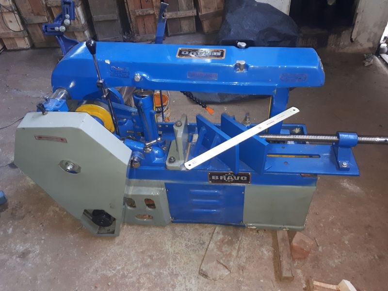 45 Degree Cutting Hacksaw Machine