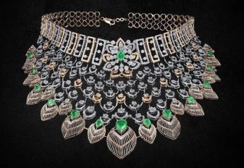 Diamond Studded Gold Choker Set