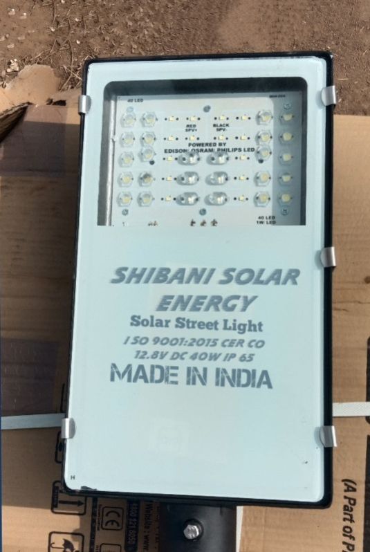 40 Watt LED Solar Street Light