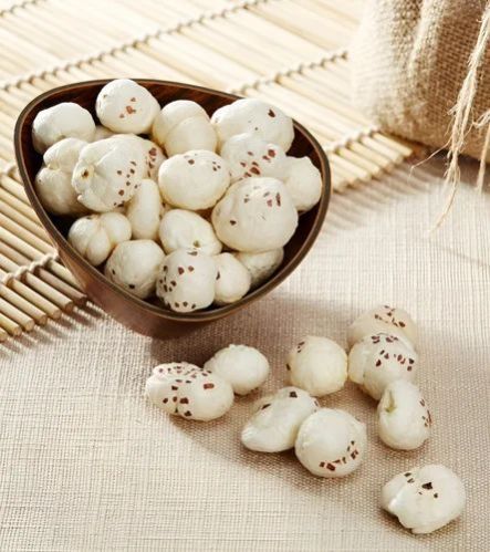 5 Plus Phool Makhana, Color : White, Packaging Type : Loose