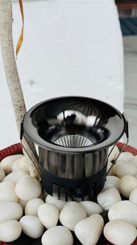 Nivea Electric LED Round COB Light