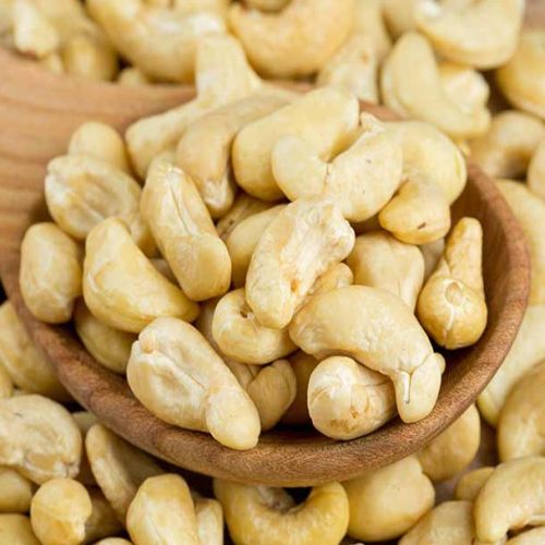 Hard Raw Organic Cashew Nuts, Color : Creamy, Purity : 100%