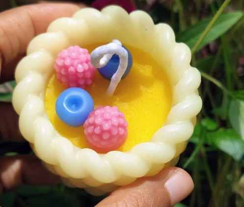 Round Scented Wax Candle