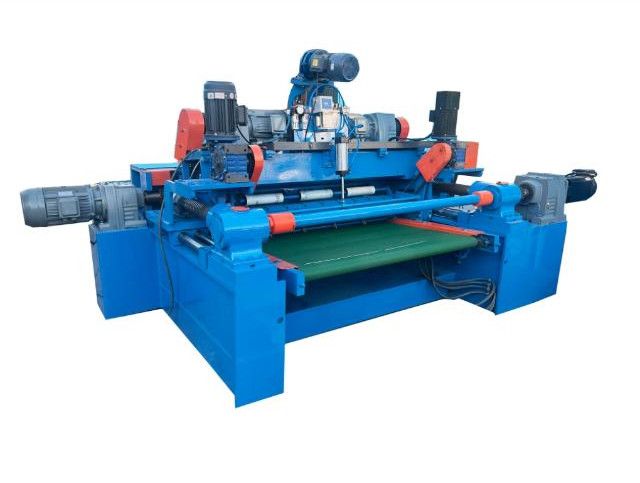 Spindleless Veneer Peeling Machine
