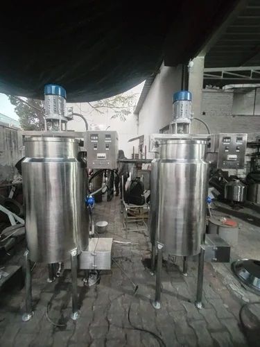 Liquid Mixer Machine