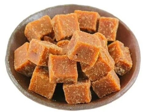 Brown Coconut Jaggery Cubes 6 Months