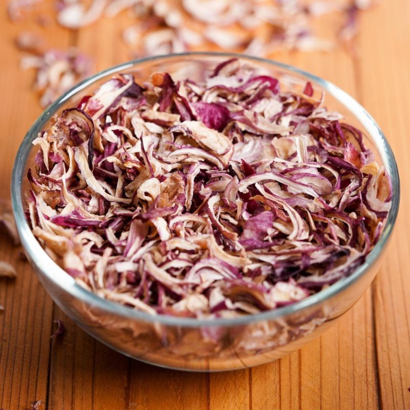 dehydrated red onion flakes