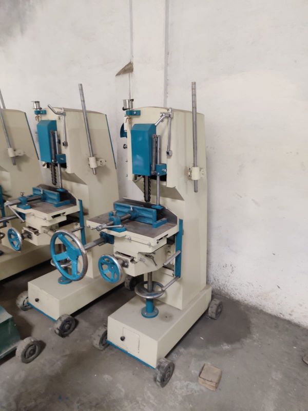 Chisel Mortiser Machine