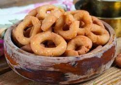 1 Kg Spiced Kadboli Snack