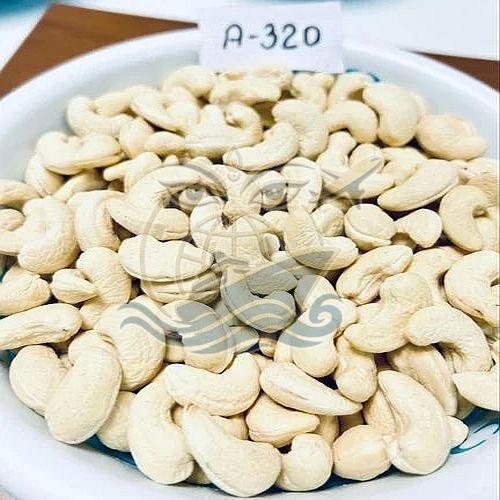 A320 Whole Cashew Nuts