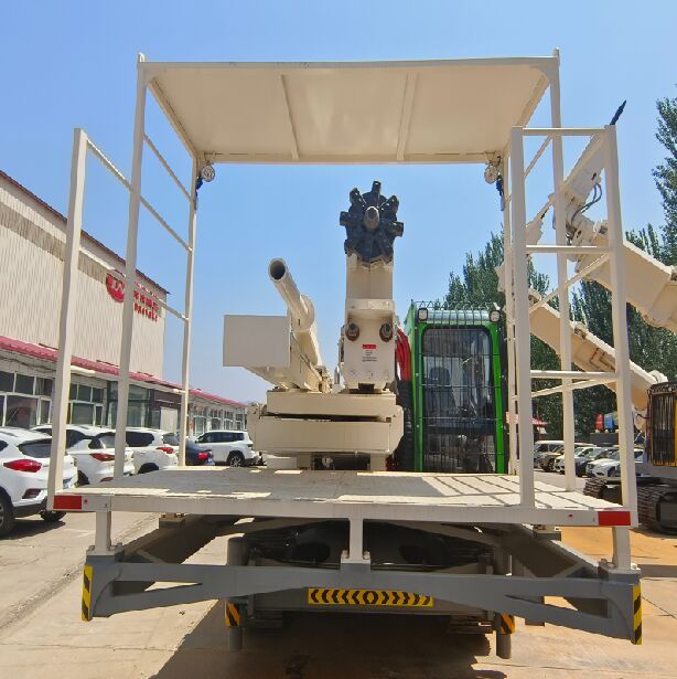 Tap Hole Maintenance Machine