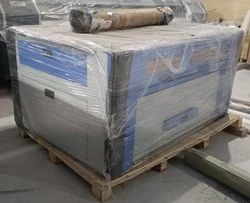 Semi Automatic CO2 Laser Cutting And Engraving Machine