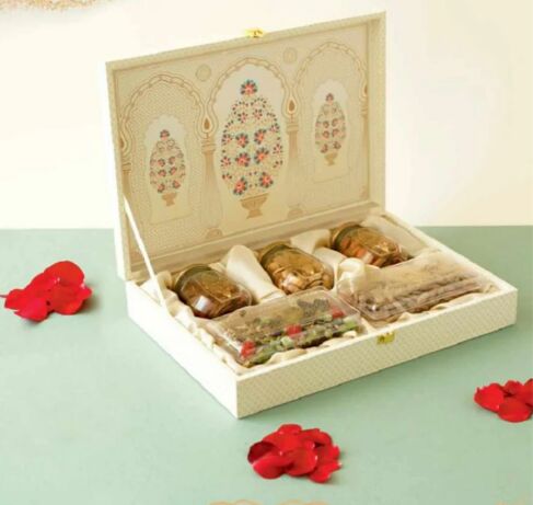 Festival Joy &AMP;AMP; Harmony Box For Diwali