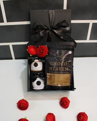 Chocolates and Scented Candles Hamper ( 2 Soy Mini Candles and 1 Chocolate Pack)