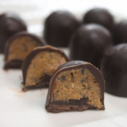 Peanut Chia(Single Pack) Chocolate Bonbons