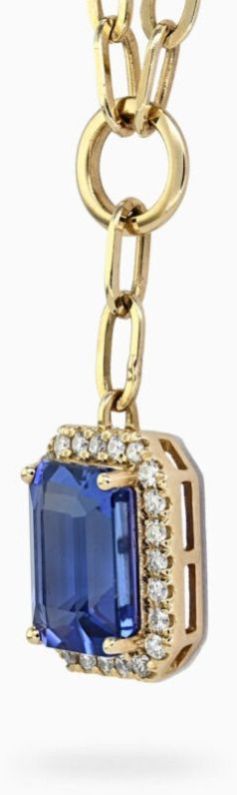 Intense Violet Octagon Shaped 2.77 Carats Women Tanzanite Pendant with Chain