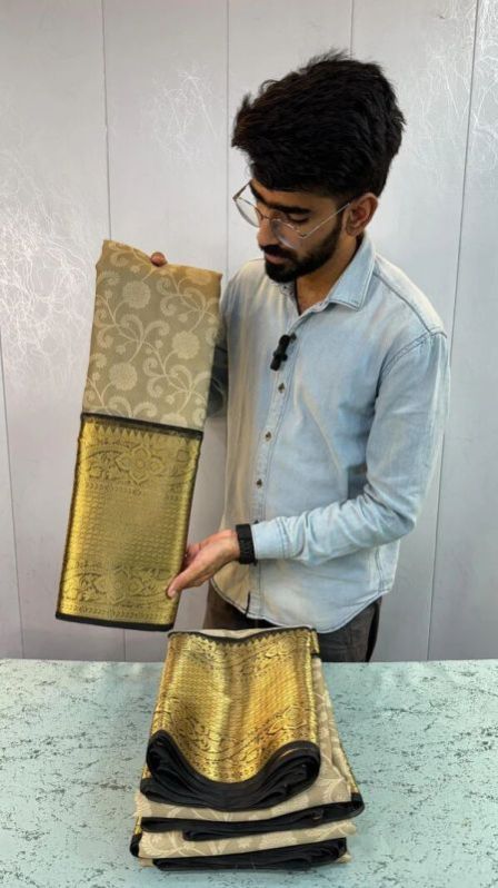 KANCHI KORA SILK RESHAM EMBOSSED BANARASI SAREE