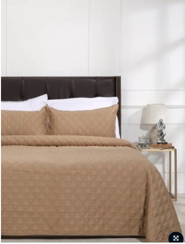 Mehrab Geometric Beige Quilted Cotton Bedcover