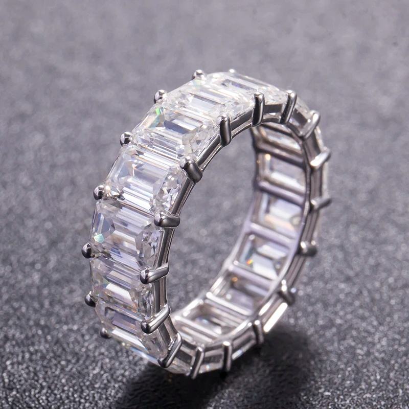 Customized White Gold Diamond Ring