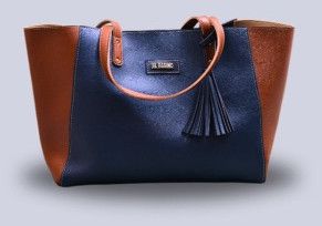 Blue Skies Tan Vibes Chic Tote Bag