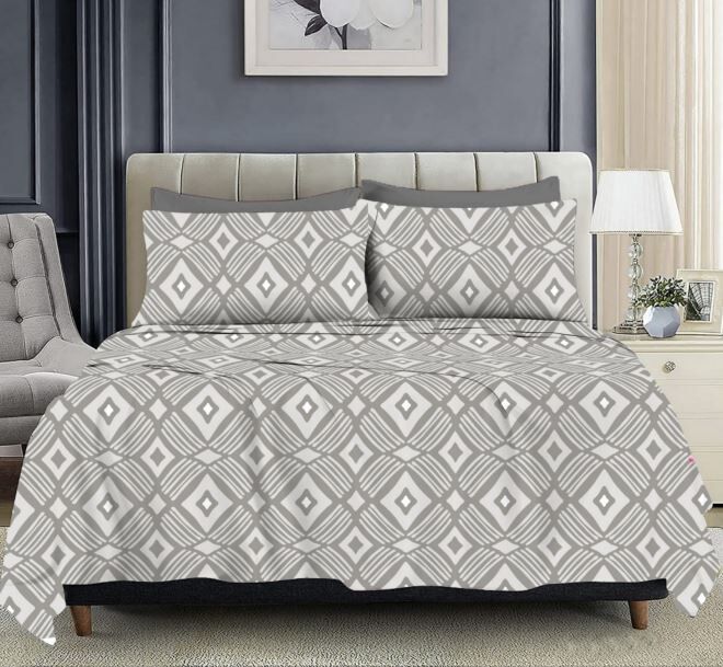 Patterned Harmony Bed Cover