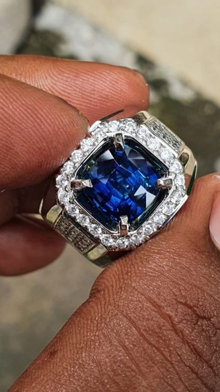 Mens Blue Sapphire Diamond Ring