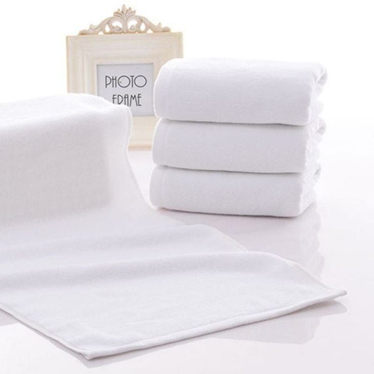 White Towel Set