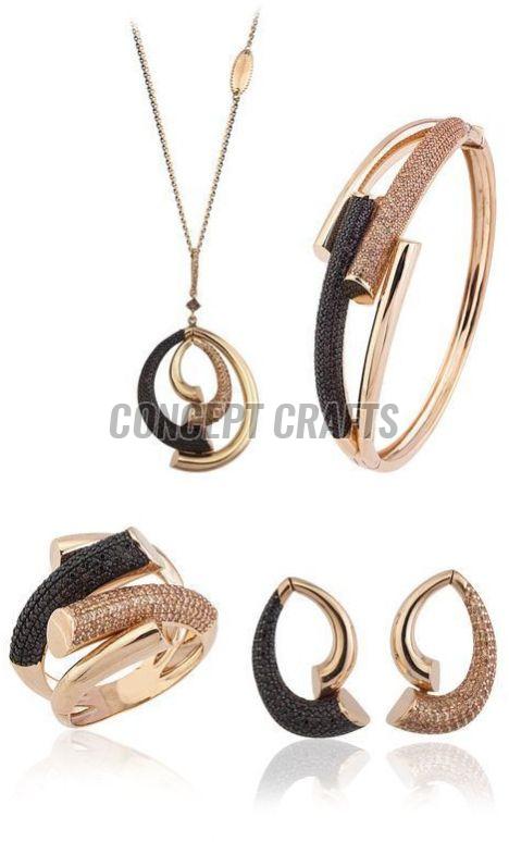 Ladies Golden Fancy Necklace Set