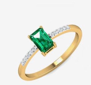 18kt Yellow Gold Blasé Emerald Ring