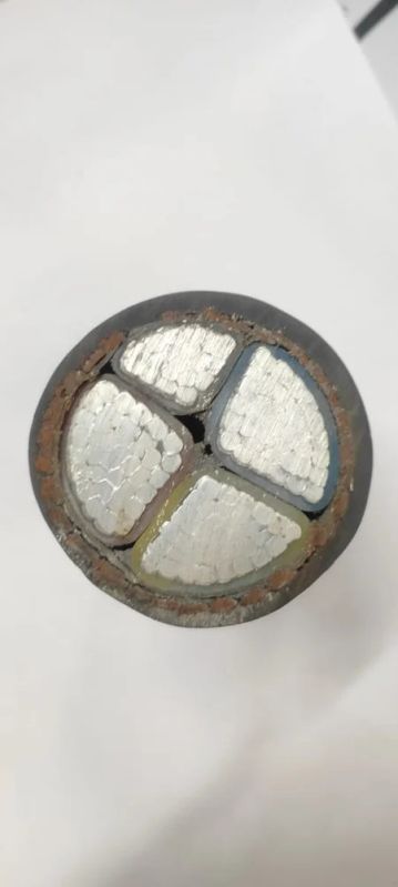 120 Sq.mm 3 Core Aluminium Armoured LT XLPE Cable