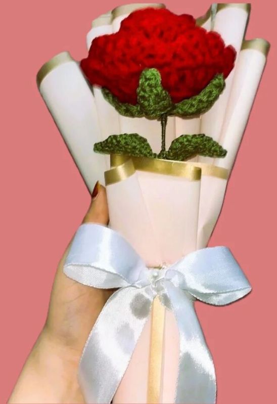 Crochet Red Rose Bouquet