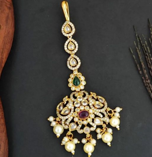 Royal Chandrika Pink And Green Maang Tikka