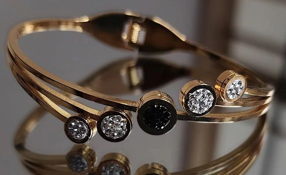 Women Celestial Embrace Black White AD Bracelet