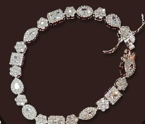 Women Mannat Glintara Eternity Bracelets