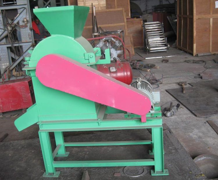 SCRAP GRINDING MACHINE