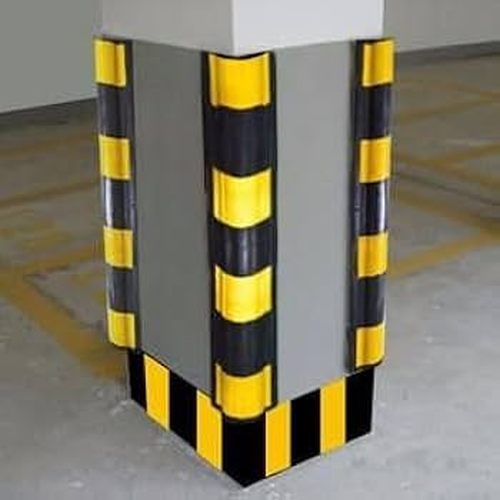 Rubber & Metal Stripped DXI Pillar Corner Guards Standard
