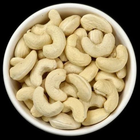 W320 Cashew Nuts, Packaging Type : Vacuum-sealed Pouch