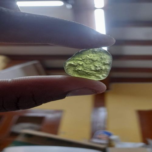 Moldavite Healing Stone, Color : Green