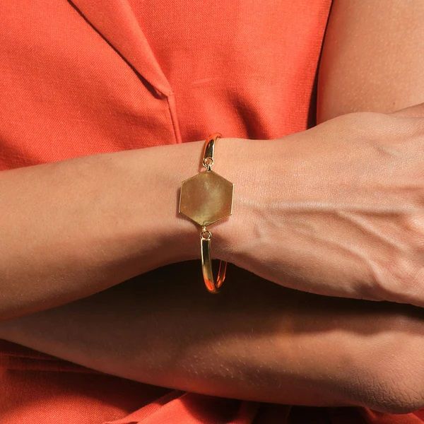 Women Prism Pulse Bangle