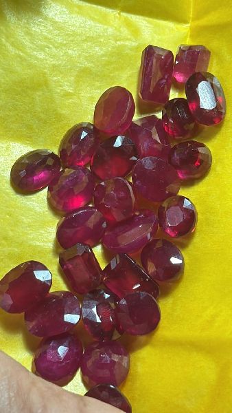 Corundum Ruby Varies, Packaging Type : Red for Jewelry Making