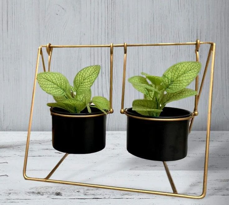 Swing Metal Planter
