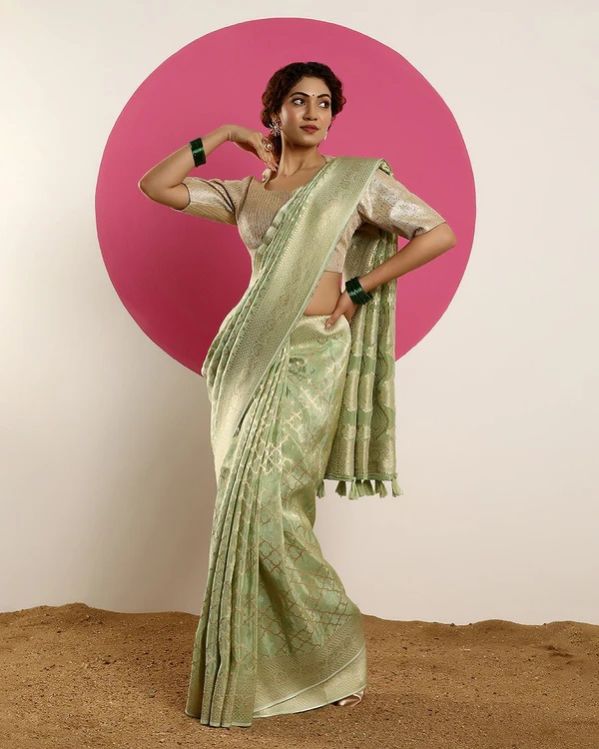 Green Woven Zari Brocade Fancy Blended Tissue Silk Saree