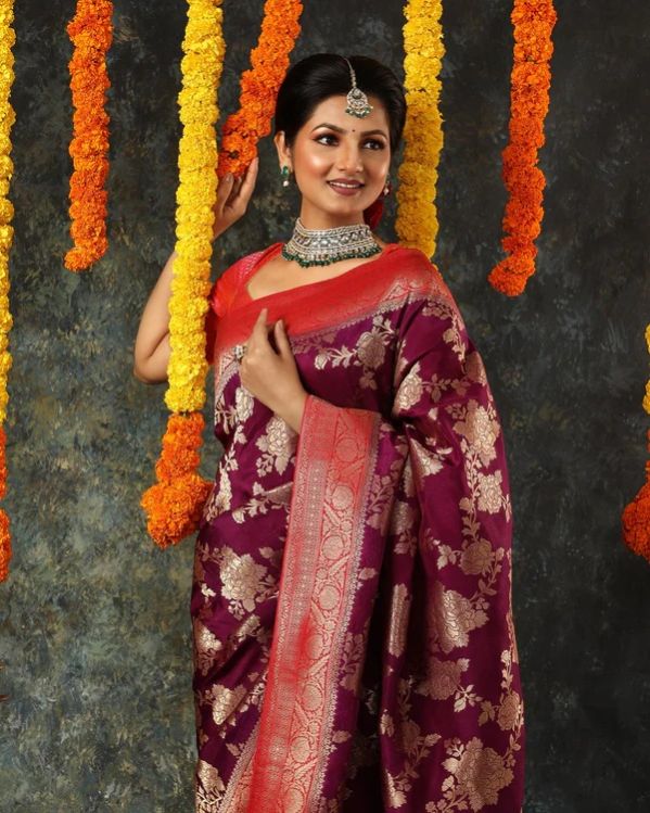 Purple Woven Fancy Blended Banarasi Silk Saree