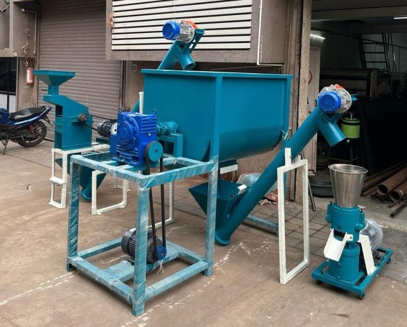 Cattle Feed Mixer Machine