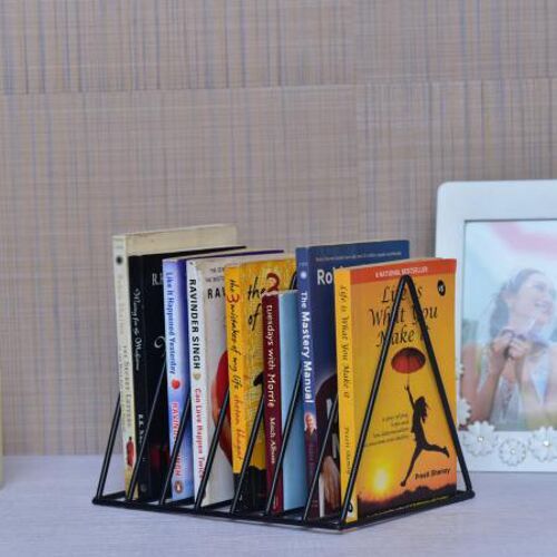 Metal Color Coated Black Triangular Book Organizer